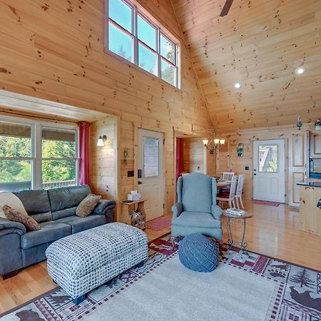 Warm And Cozy Cabin With Deck On Top Of The Blue Ridge Fancy Gap Exterior foto