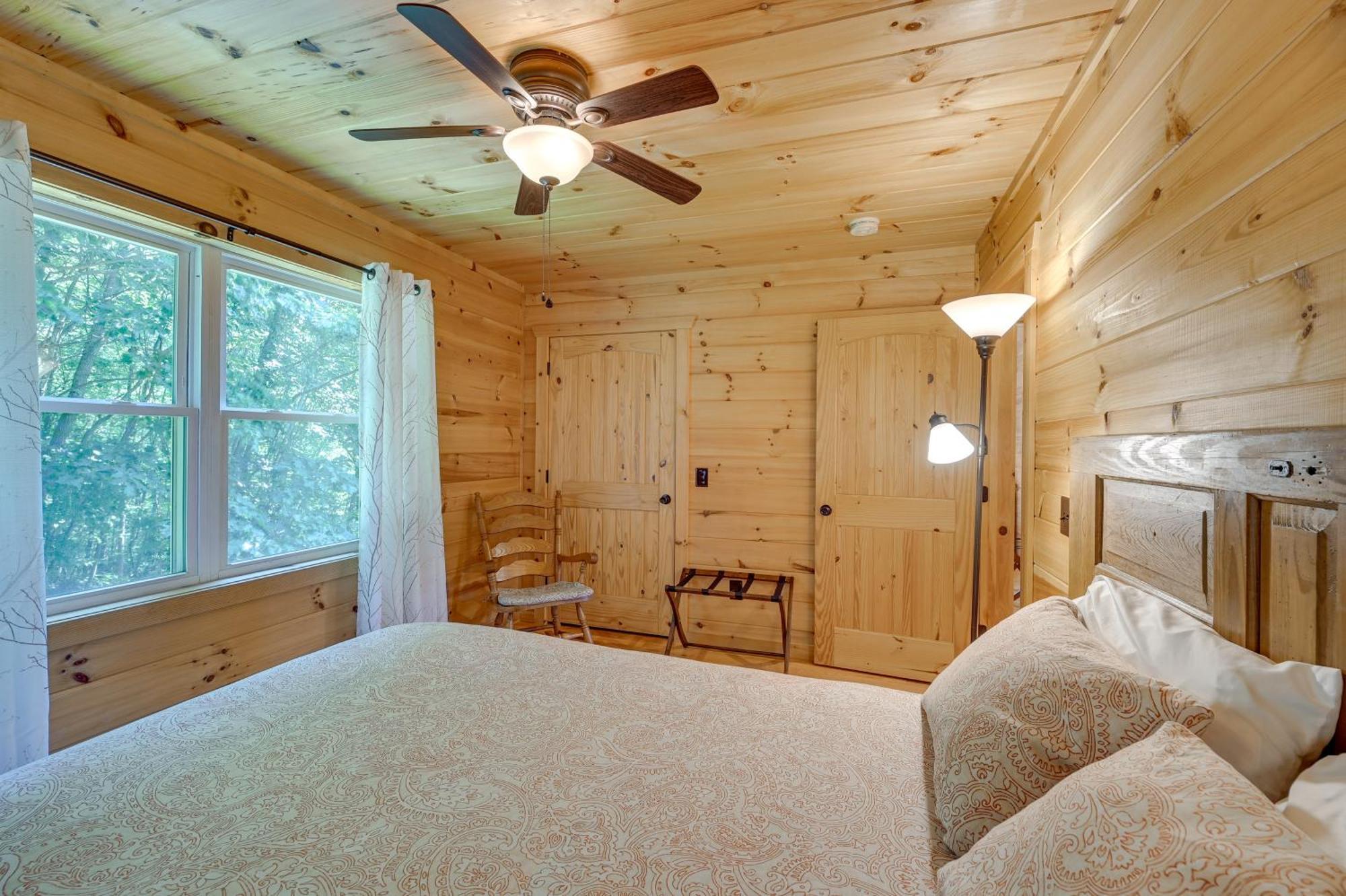 Warm And Cozy Cabin With Deck On Top Of The Blue Ridge Fancy Gap Exterior foto